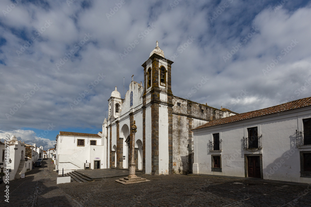 Main square of Reguengos de Monsaraz with the church Igreja Nossa Senhora da Lagoa and the Pillory, Portugal