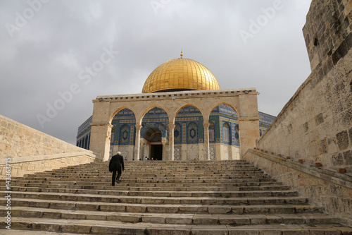 Dome of the Rock Islamic Mosque, Temple Mount, Jerusalem, Israel.