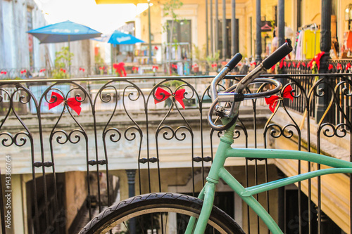 Turquoise Vintage Bike © sofiart