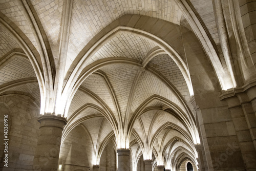 voute de pierres de la conciergerie