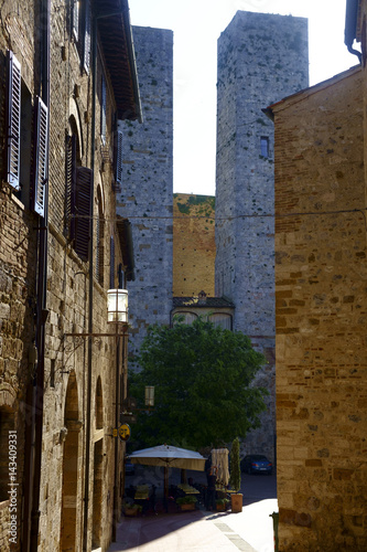 Fototapeta Naklejka Na Ścianę i Meble -  San Gimignano is a small medieval hill town in Tuscany,