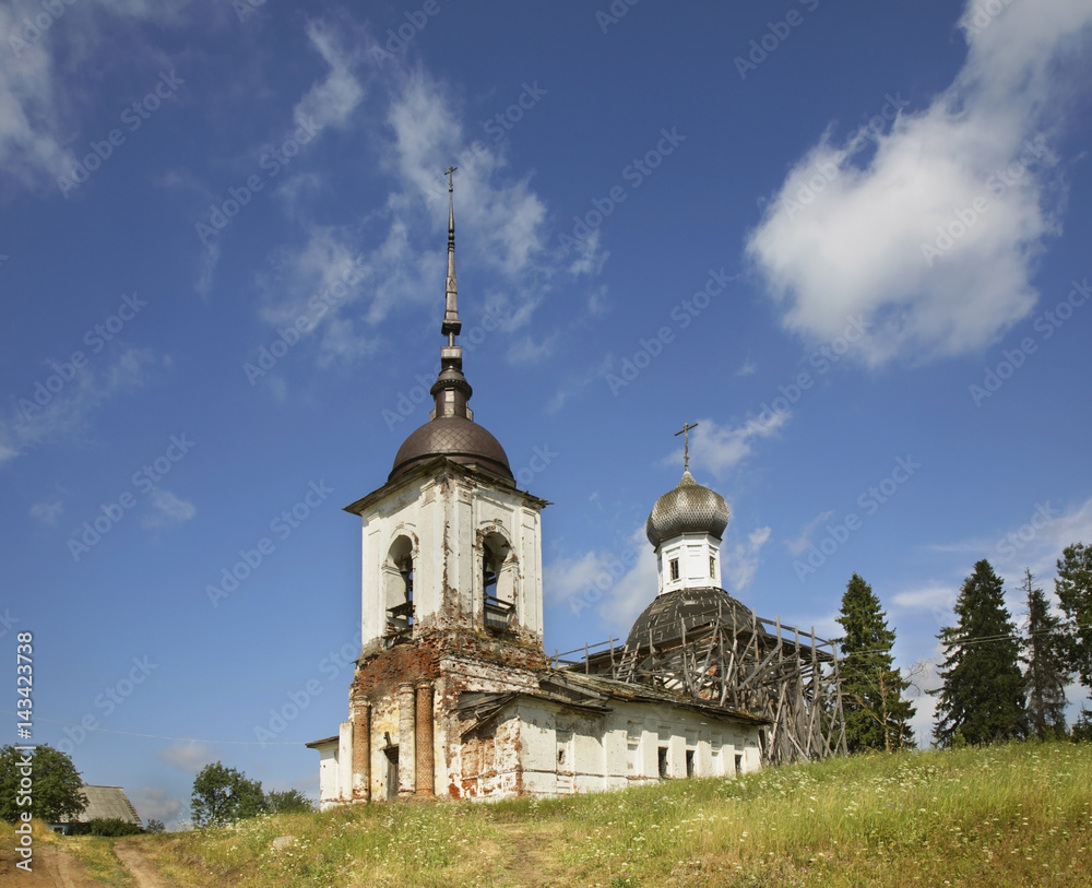 Church of Sts. Peter and Paul at Morshchikhinskaya village. Kargopolsky District. Arkhangelsk Oblast. Russia