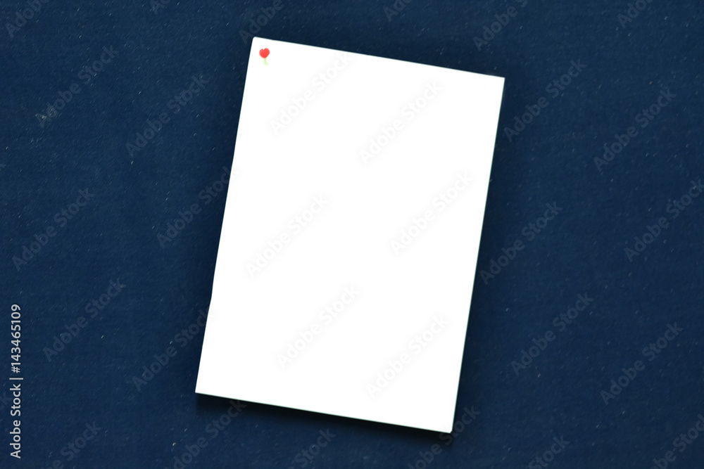 white note paper on notice board with clipping white note paper on notice board with clipping