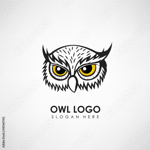 Fototapeta Naklejka Na Ścianę i Meble -  Owl head concept logo template. Label for company or organization. Vector illustration