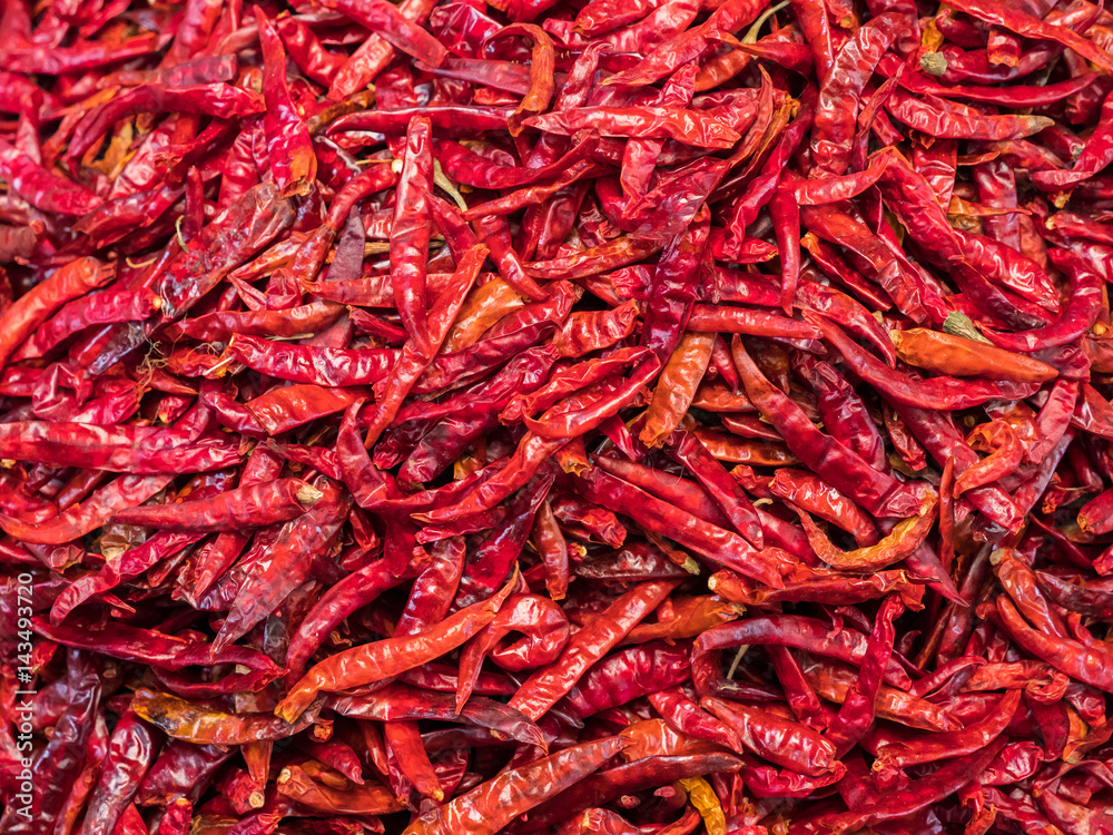 Fototapeta premium Dried chili peppers at a market