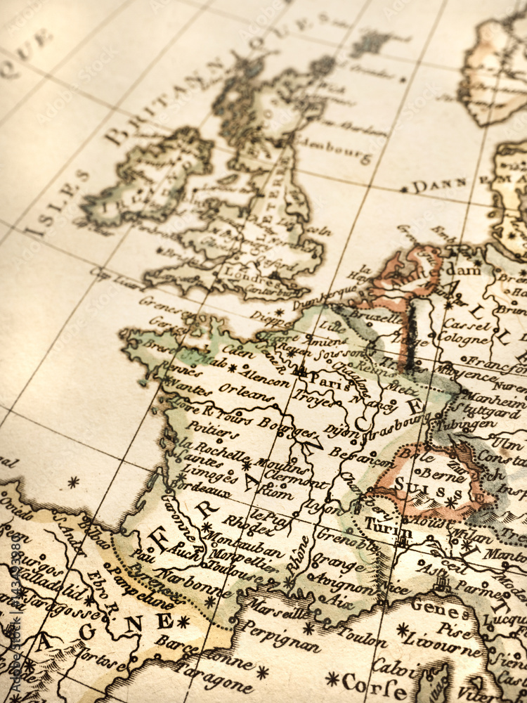 アンティークの世界地図　フランスとイギリス