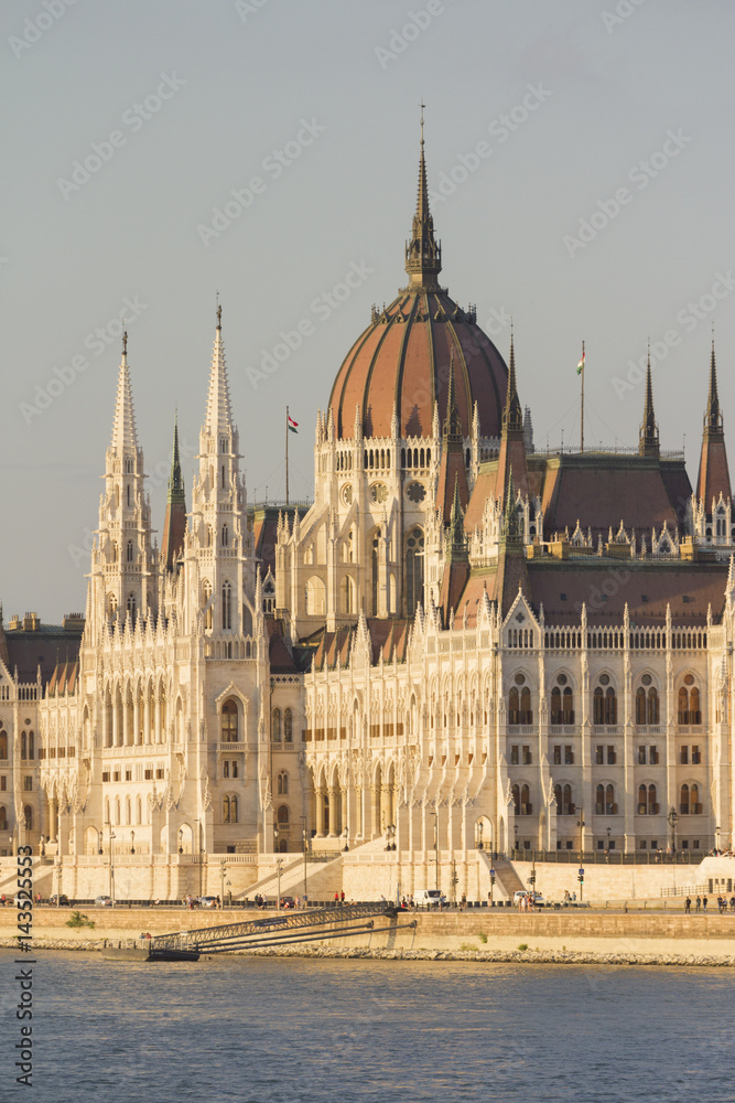 Obraz premium Hungarian Parliament Building in Budapest