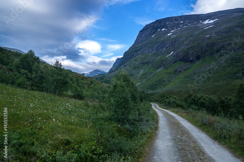 Wandern in Norwegen - in der Nähe von Geiranger Fjord