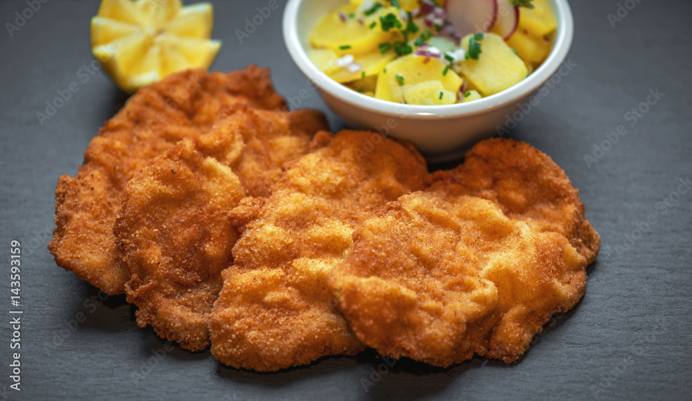 Wiener Schnitzel, Escalope de Viena, Fried Pork Chops Stock Photo