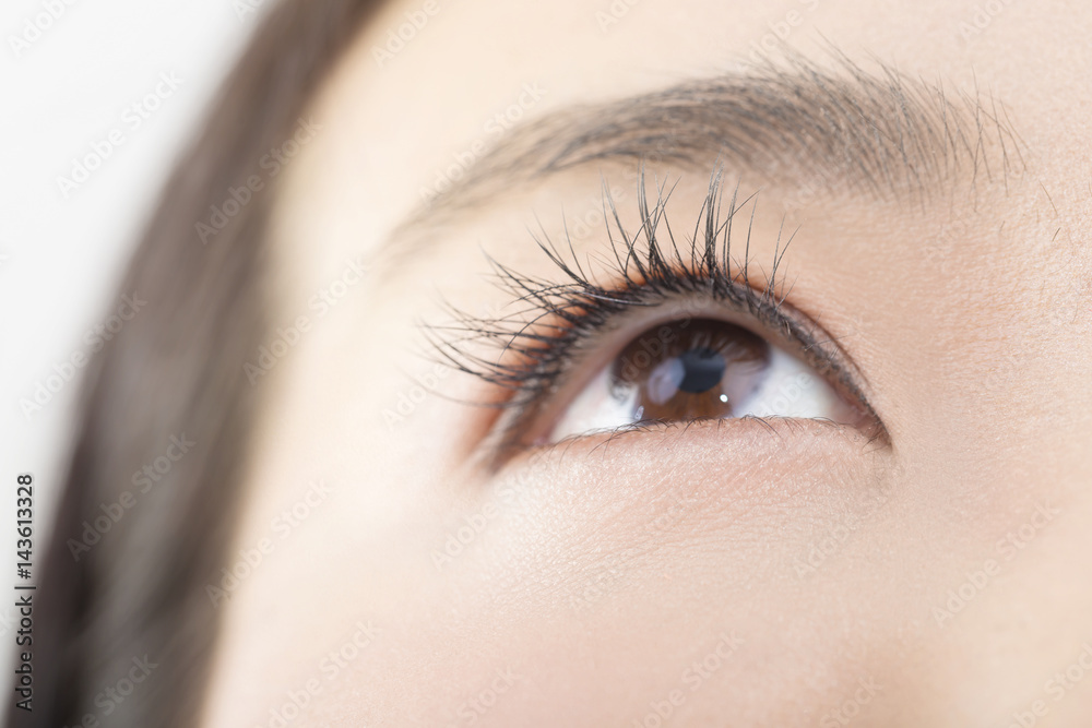 Obraz premium ビューティー マツエク 睫毛 ミドル世代