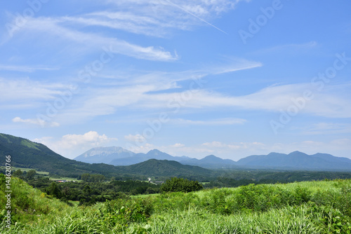 蒜山方面から見た夏の大山(2016年8月)