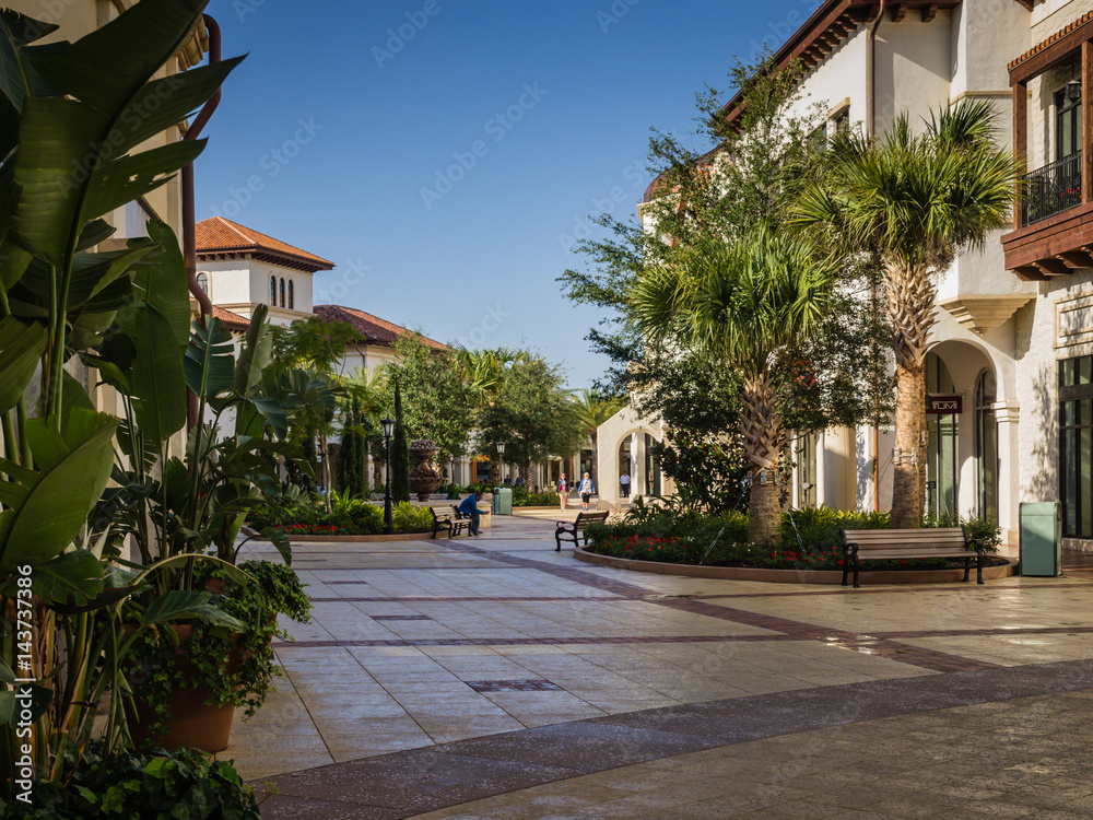 Shopping Mall Early Morning Walk