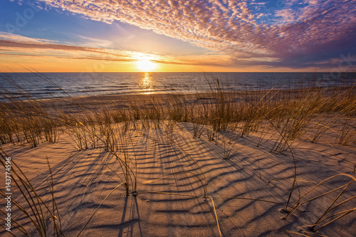 Wallpaper Mural The beauty of the sunset dune Torontodigital.ca