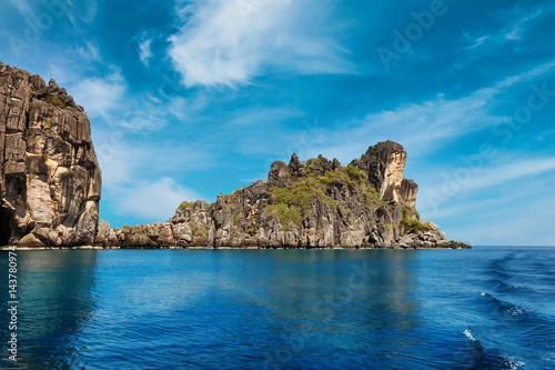 Mu Ko Chumphon Marine National Park, Buddha mountain photo