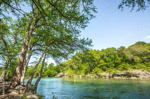 Fototapeta Naklejka Na Ścianę i Meble -  Guadalupe River New Braunfels, Texas