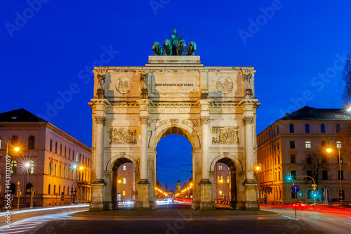 Munich. Triumphal Arch. © pillerss