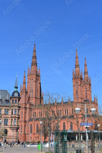Fototapeta Naklejka Na Ścianę i Meble -  Neues Rathaus und Marktkirche (Wiesbaden)