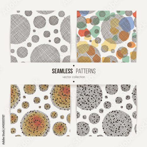 Seamless vector geometrical pattern set with scribble circles.