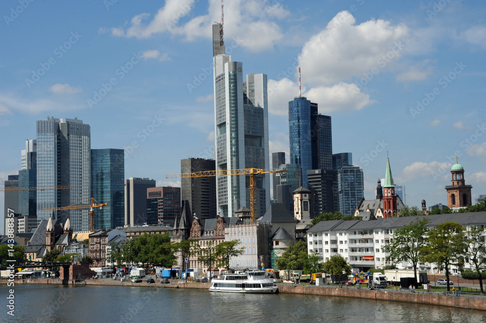Obraz premium Skyline der Stadt Frankfurt am Main