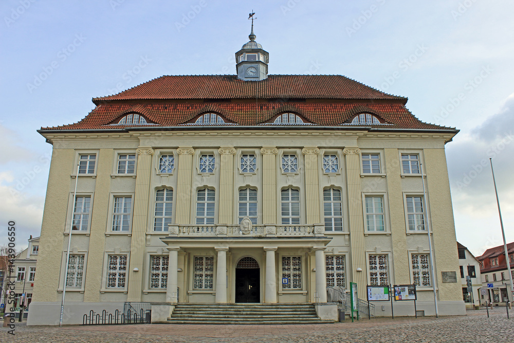 Fototapeta premium Rathaus Malchin (1842, Mecklenburg-Vorpommern)