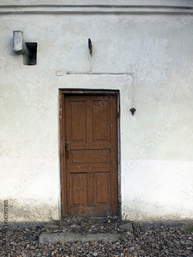 Old weathered doorway © Tetiana