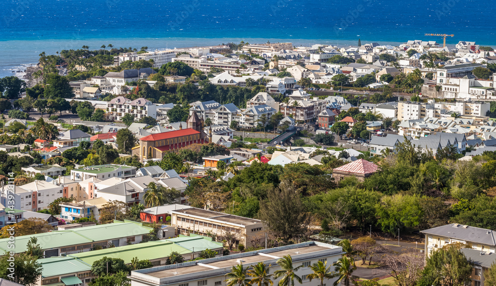 panorama de Saint-Denis, île de la Réunion 
