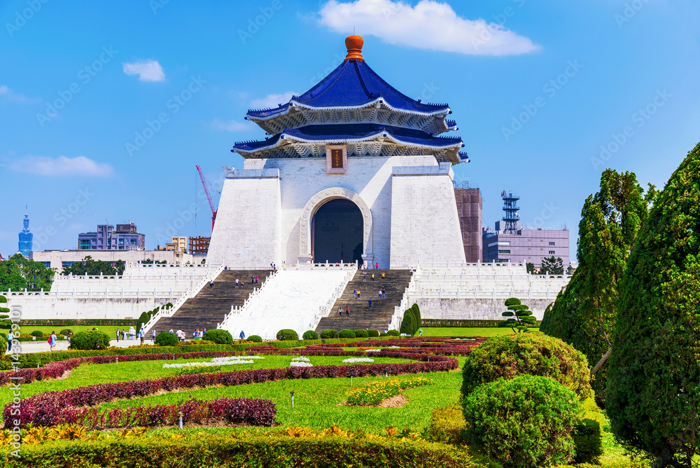 Obraz premium View of Chiang Kai shek memorial hall
