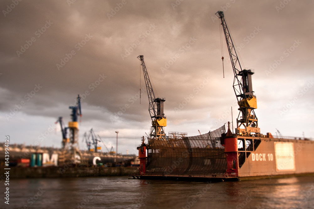Fototapeta premium Containerbrücken Hamburg