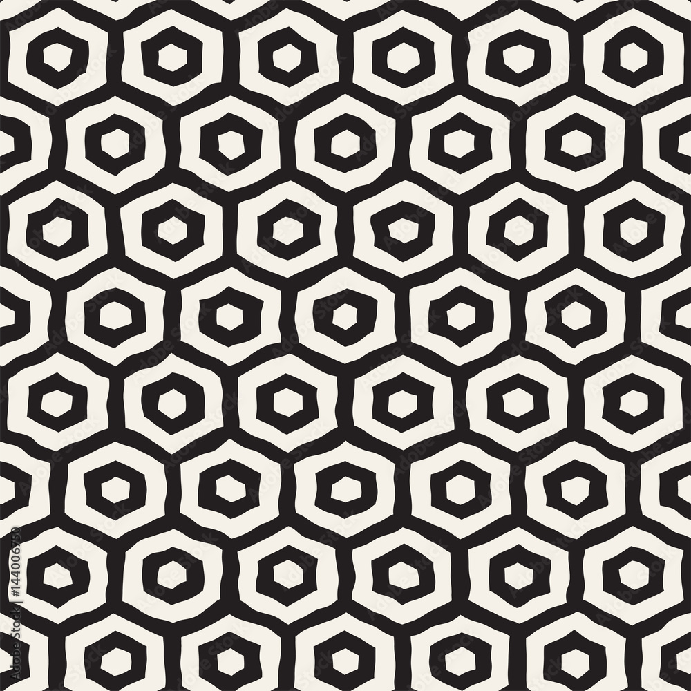 Seamless black and white pattern with hexagon lattice. Creative monochrome hand drawn honeycomb background. Seamless black and white pattern with hexagon lattice. Creative monochrome hand drawn honeycomb background.