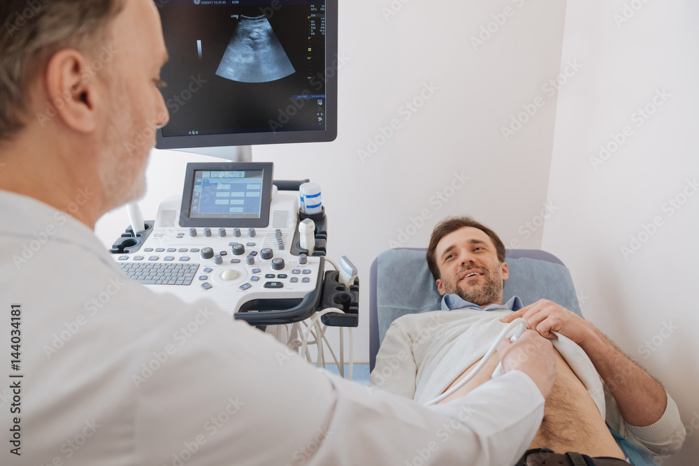 Prominent local specialist focused on the process Prominent local specialist focused on the process