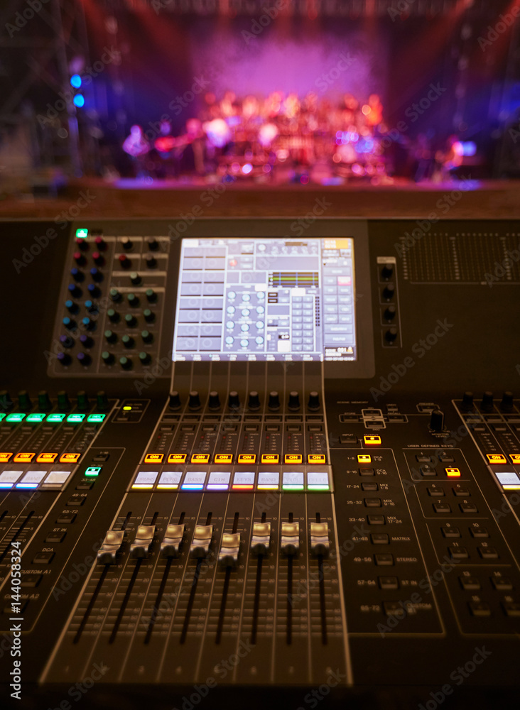 Remote control of light stage devices.
