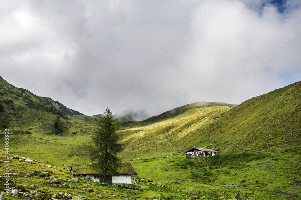 Obraz premium Countryside in Tirolean Alps, Austria