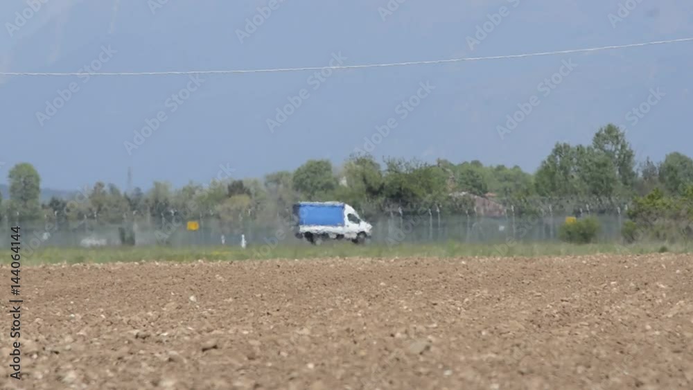 Kuriiri Koerier Correo Courier Corriere espresso Kurier דואר transport שליח Курьер Kurir Kurér Kurýrní služba 宅配便