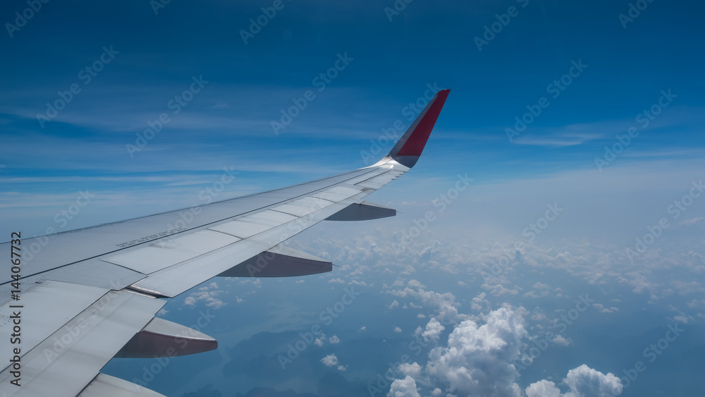 wing of airplane