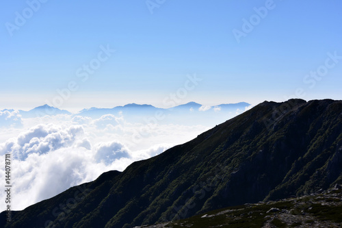 木曽駒ヶ岳から見た雲海 © Kumi