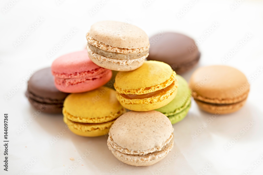 Coffee, chocolate, lemon, raspberry, pistachio, vanilla flavoured mini macaroons Coffee, chocolate, lemon, raspberry, pistachio, vanilla flavoured mini macaroons
