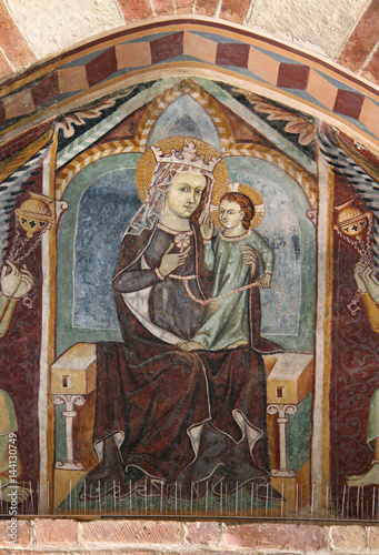 Madonna in trono con Bambino; affresco del chiostro dell'abbazia di Vezzolano