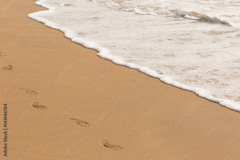 Fußabdrücke am Strand im Sand Stock Photo | Adobe Stock