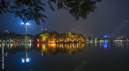 Lago Hoan Kiem - Han  i - Vietnam