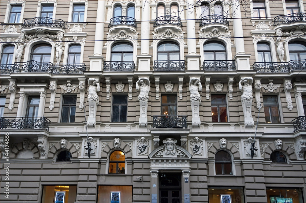 Riga, Elizabetes Street 33, eclectic, decorative modern, architect Michael Eisenstein, details of the facade.