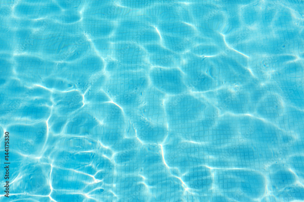 Patterns movement of water in the pool
