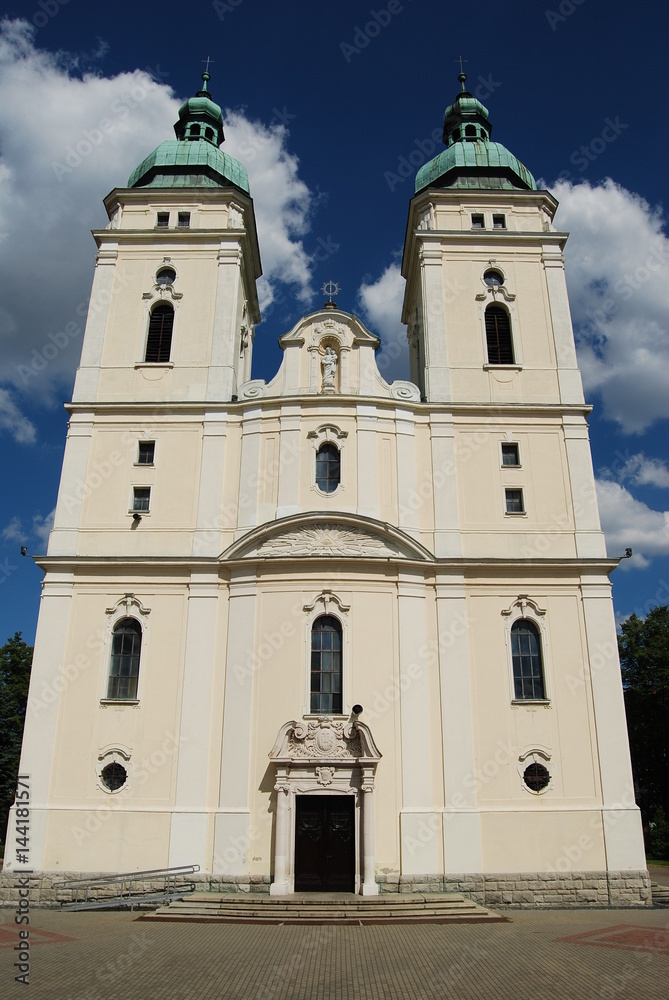 Fototapeta premium Pila, Kosciol pw. sw. Rodziny.