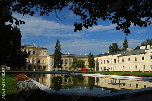 Pulawy, Palac Czartoryskich XVII w.