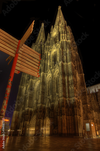 Kölner Dom bei Nacht