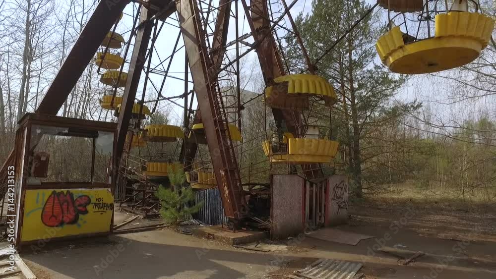 Ukraine, Pripyat, 6 april 2017:Ferris wheel in the city of Pripyat Ukraine, Pripyat, 6 april 2017:Ferris wheel in the city of Pripyat