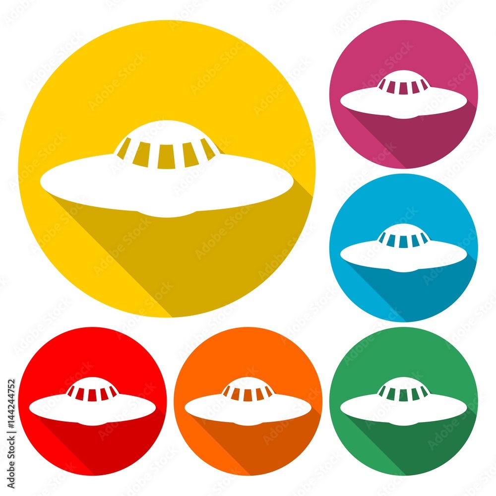 UFO Flying Saucer Icon - Illustration UFO Flying Saucer Icon - Illustration