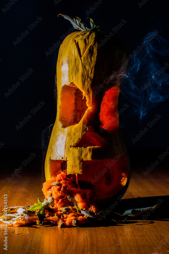 Naklejka premium Pumpkin in dark