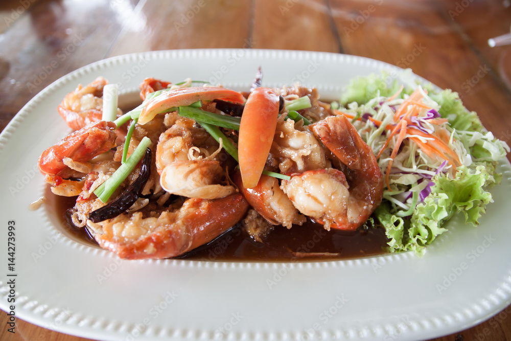 Thai food, Deep Fried Shrimp with Tamarind Sauce Thai food, Deep Fried Shrimp with Tamarind Sauce