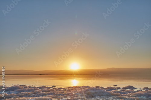 Cuadro en lienzo Dead sea salty water and sunrise