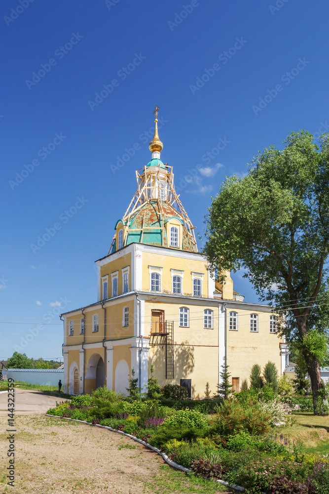 Церковь Петра и Павла в Никольском женском монастыре в Переславль-Залесском